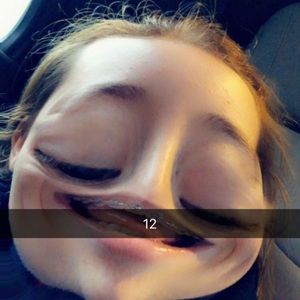 Meet your Posher, Iris